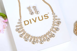 Handmade necklace made with Swarovski crystals DIVUS