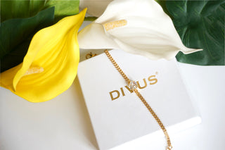 Gold plated single crystal affordable bracelet DIVUS