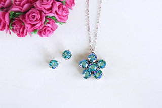 Turquoise pendant earrings set in antique silver divuscreations