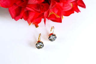 Leverback hanging earrings from DIVUS creations