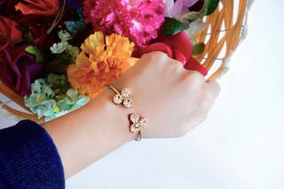 Stunning rose gold bracelet bangle makes perfect gift DIVUS India