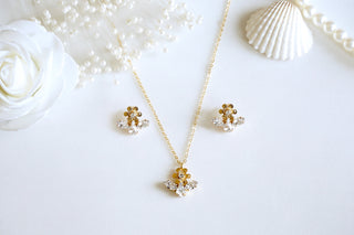 Swarovski jewellery set at divuscreations